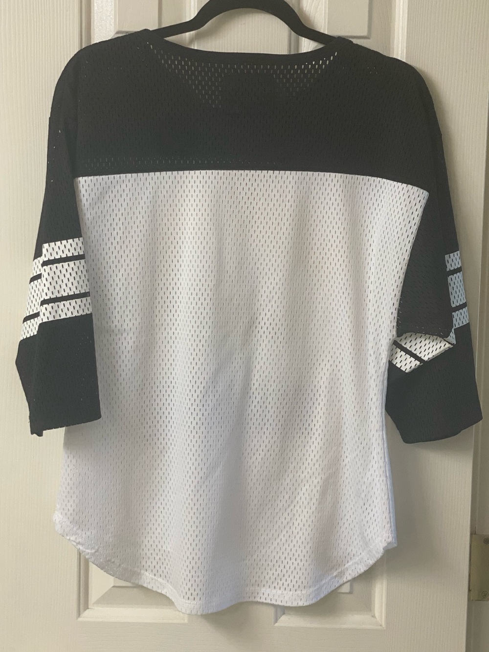 Minnesota Vikings NFL TEAM APPAREL Women’s Mesh Jersey Style Top Size Medium - Picture 11 of 16